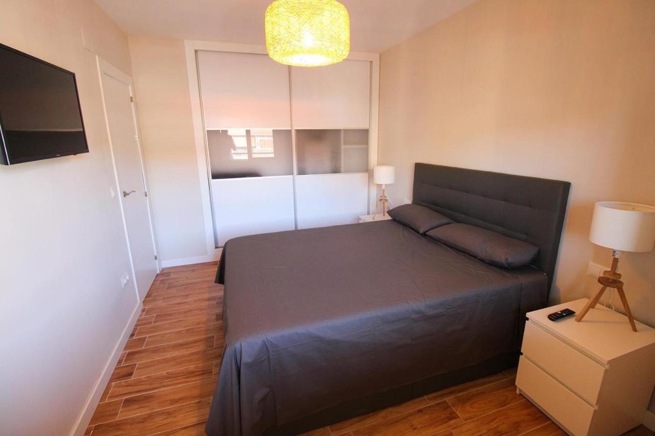 Apartamento Ronda IV Фуeнхирола Екстериор снимка